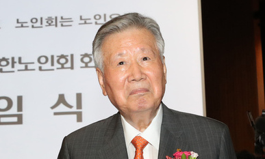 이번엔 ‘생일’ 핑계…이중근 부영 회장, 2차 소환도 불응