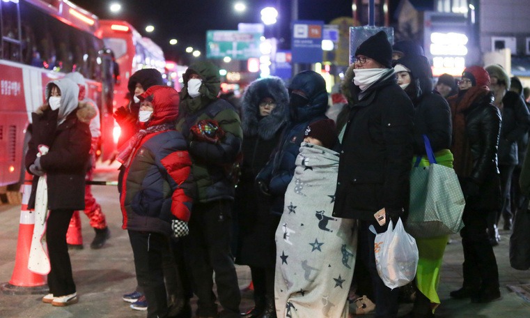 ‘칼바람 개회식’ 어쩌나…고민 깊은 각국 선수단