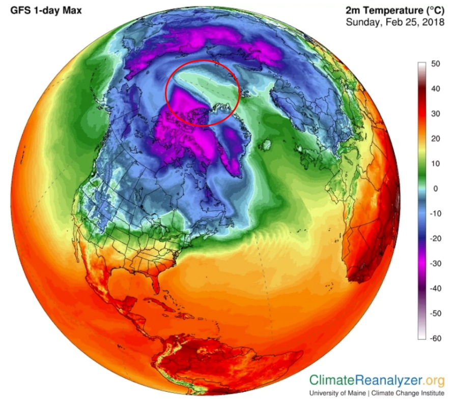그린란드 동편을 통해 북극 중심에 침투한 따뜻한 공기. 초록색으로 표시되어있다. 사진 메인 대학교 Climate Reanalyzer.
