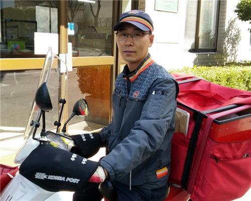 부산사상우체국 정준철 집배원. 우정사업본부 제공