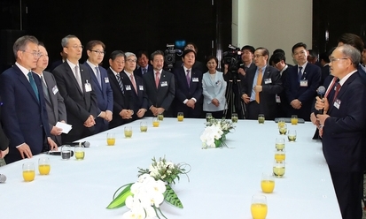 저임금 노린 베트남 진출 신중해야 