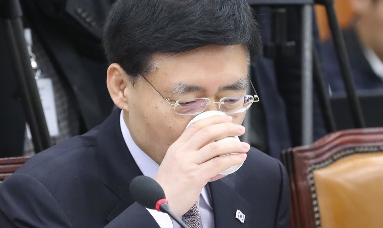 최교일 한국당 의원 태우고…수행비서 ‘만취’ 음주운전