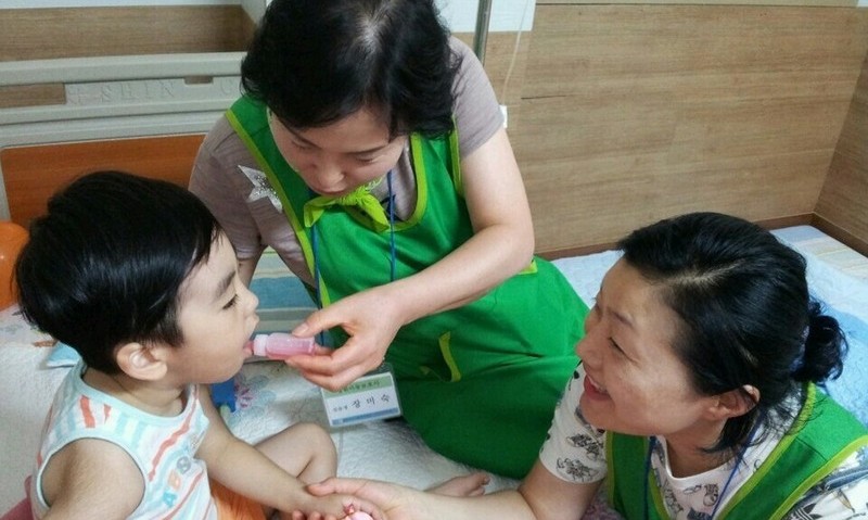 맞벌이 부모 아이들이 아플땐…광주 광산구는 ‘병원아동보호사’