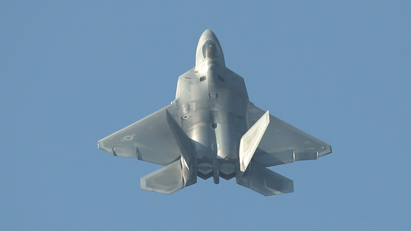 미 공군의 스텔스 전투기인 F-22 ‘랩터’. <한겨레> 자료사진