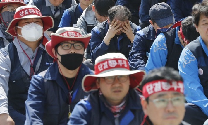 취업자 증가 석달째 10만명대…고용쇼크 고착화하나