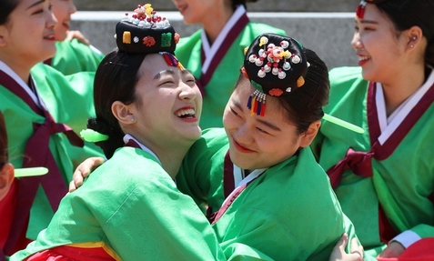 오늘은 ‘성년의 날’…1999년생 61만명 성년으로