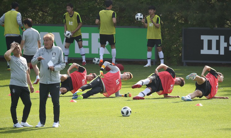 축구대표팀 오반석, 박주호 이 악물었다