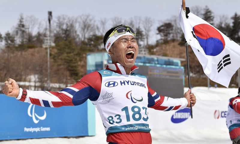 ‘패럴림픽 감동’ 신의현 매니지먼트 계약