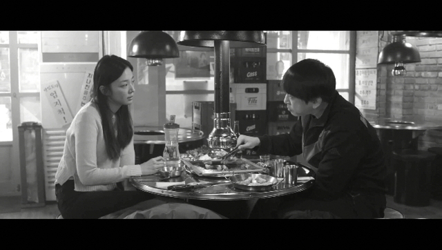 영화 <성혜의 나라>의 한 장면. 전주국제영화제 제공