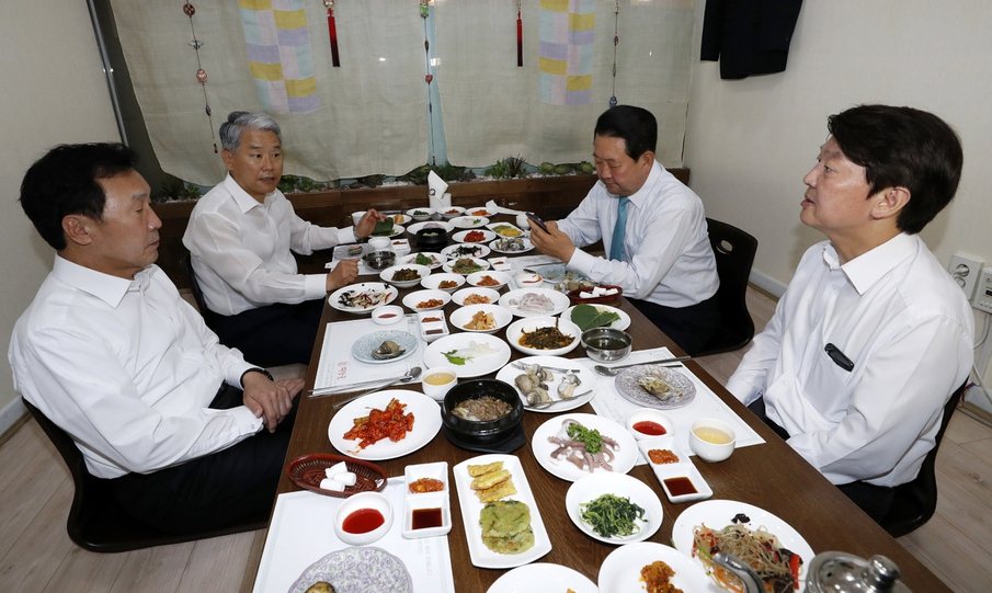 바른미래당 재정비…지도부 사퇴·비대위체제로 전환