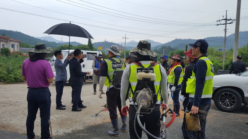 경찰이 19일 전남 강진군 도암면 일대에서 여고생 실종자를 찾기 위해 대규모 수색을 펼치고 있다. 전남지방경찰청 제공