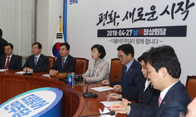 [사설] 민주당, 소모적 ‘계파 논란’ 벌일 때 아니다