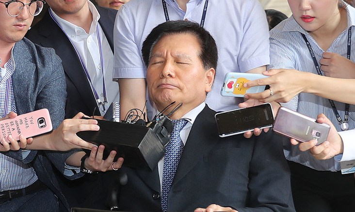 ‘MB노총 공작’ 이채필 전 노동부 장관 영장 기각