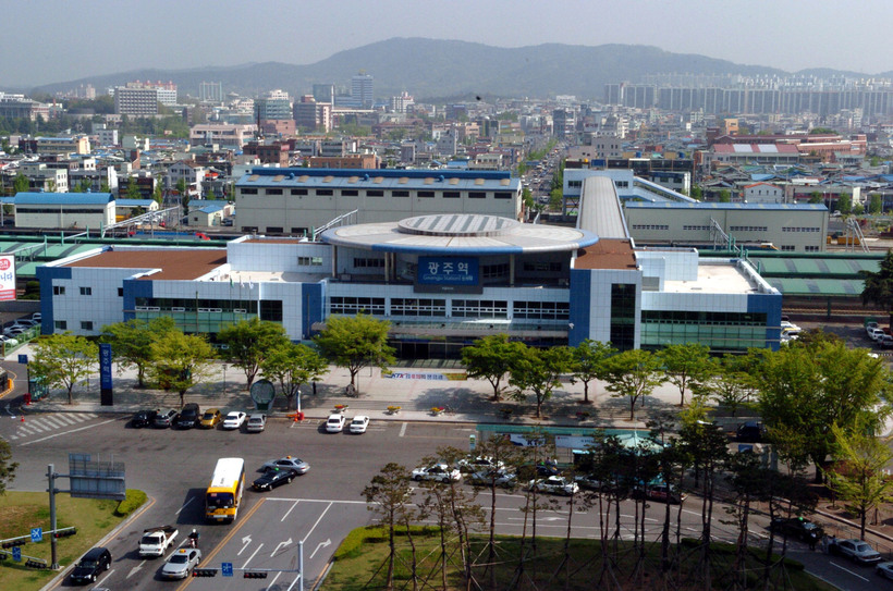광주시가 철도역 기능이 떨어진 광주역을 청년 신생벤처단지로 조성하는 도시재생 방안을  추진한다. 사진은 광주역 전경. 광주시 제공