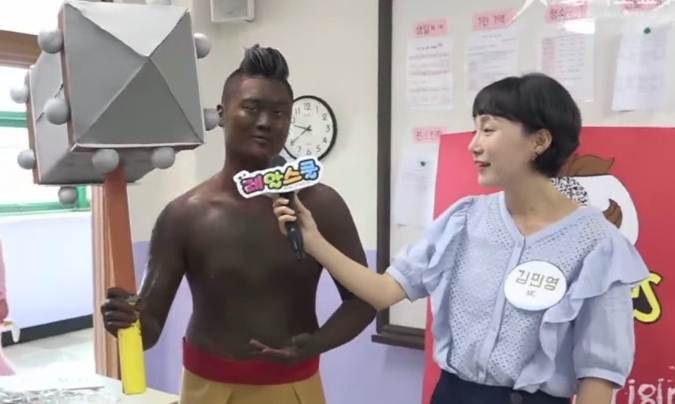 이재용 립밤·남북 정상…의정부고 졸업사진 올해도 ‘재치 만점’