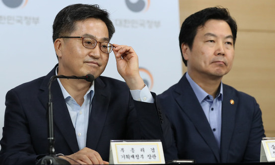 [사설] 과감한 ‘재정 집행’으로 경기 부진 극복해야