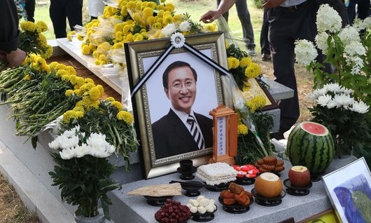 [사설] 이제는 ‘노회찬표 정치개혁’ 서두를 때