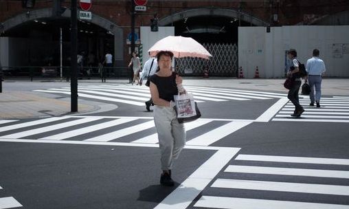 “에어컨은 기본 복지”…일, 저소득층 보급 지원 나섰다