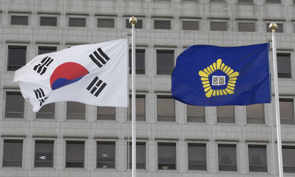 “조작간첩 가족의 재산상 피해도 국가 배상해야”