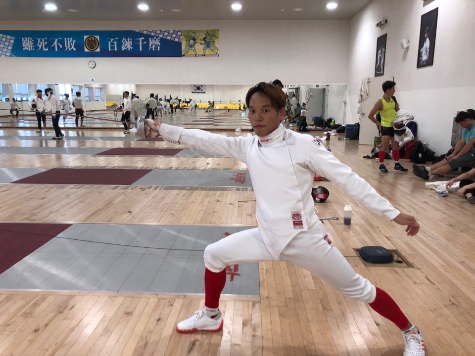 근대5종 국가대표 이지훈이 14일 경북 문경 국군체육부대 펜싱장에서 훈련하고 있다.