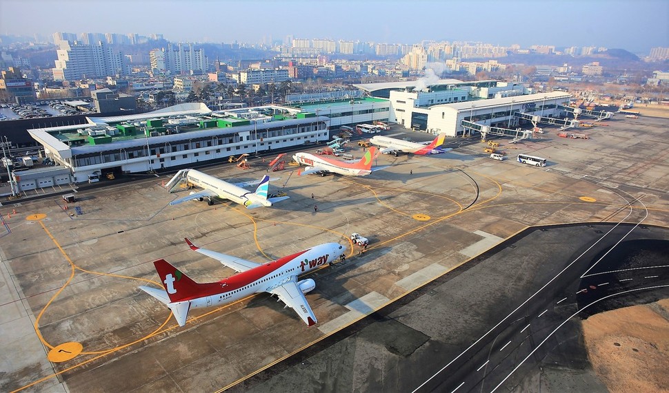 이전 예정인 대구 동구의 대구공항 전경. 대구시 제공