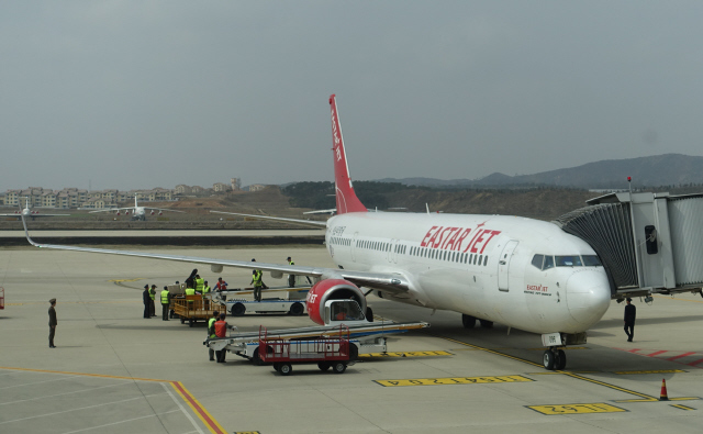 평양순안공항. 평양공연 사진공동취재단