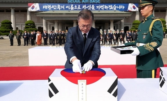 [사설] 국군의날 70돌의 뜻깊은 ‘전사자 유해 봉환’