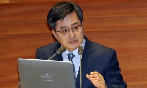 [사설] 최저임금 개편, ‘사회적 대화’ 통해 접점 찾아라