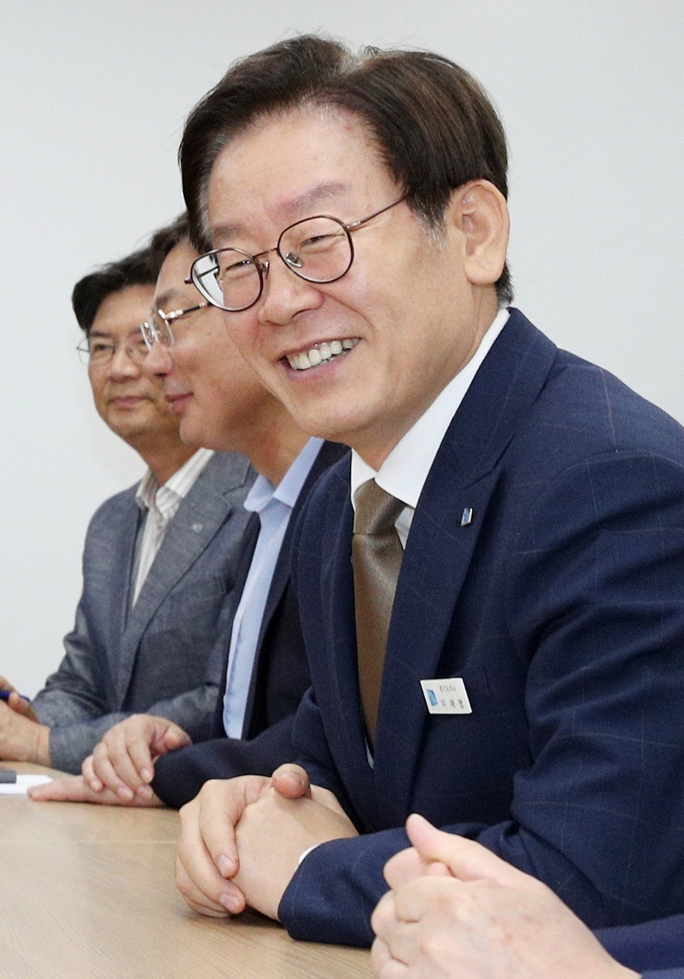 이재명 경기지사는 4일 취임 100일을 앞두고 기자간담회를 열었다. 경기도 제공