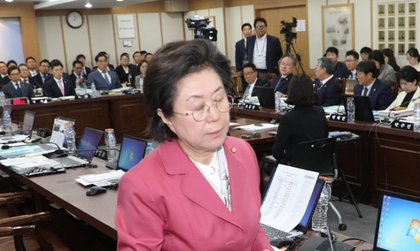 국감 하겠다는 것인지…한국당 보이콧에 ‘법사위 사흘째 마비’