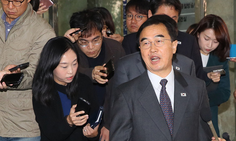 통일부, ‘탈북민’ 출신 기자 판문점 출입 제한 논란