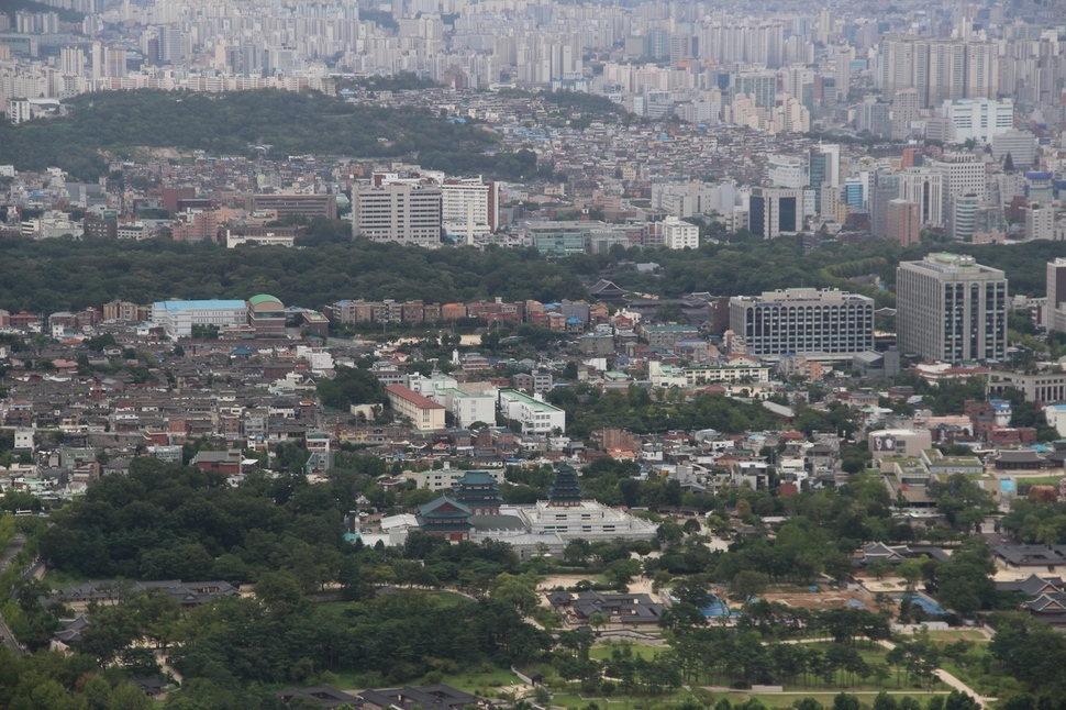 서울주택도시공사는 서울 강서구, 강북구, 도봉구, 양천구 신월동, 중랑구, 성북구 등 6곳을 ‘임대주택 매입 자제지역’으로 지정했다. 한겨레 자료사진