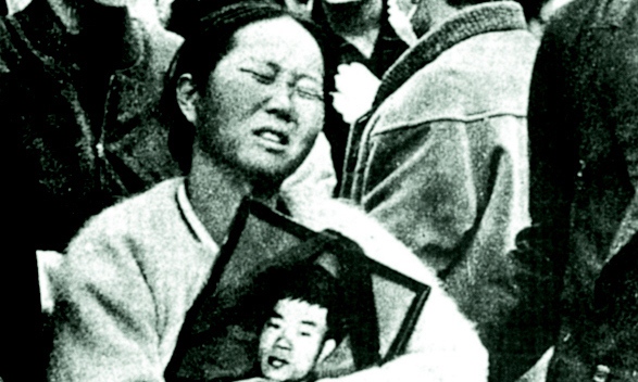 ‘전태일 48주기’ 앞두고…정부 “청계피복노조 배상 판결 안 돼” 의견서