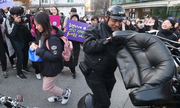 수능 국어·수학 지난해와 비슷, 영어 변별력 갖춰 