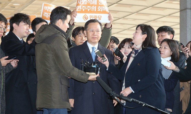 대법관 출신 첫 공개소환된 박병대…검찰 “조사할 내용 방대”