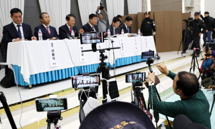 [사설] 안보불안 부추기는 예비역 장성들의 시대착오적 행태