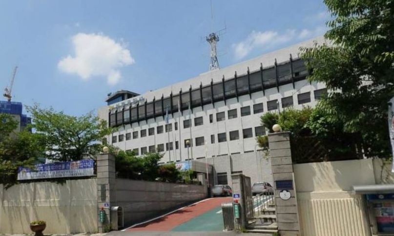 “어머니 특별사면 시켜줄게” 임종석 실장 사칭한 사기범 