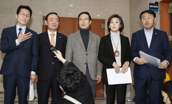 [사설] ‘연동형 비례제’ 5당 합의, 이번엔 꼭 결실 맺길