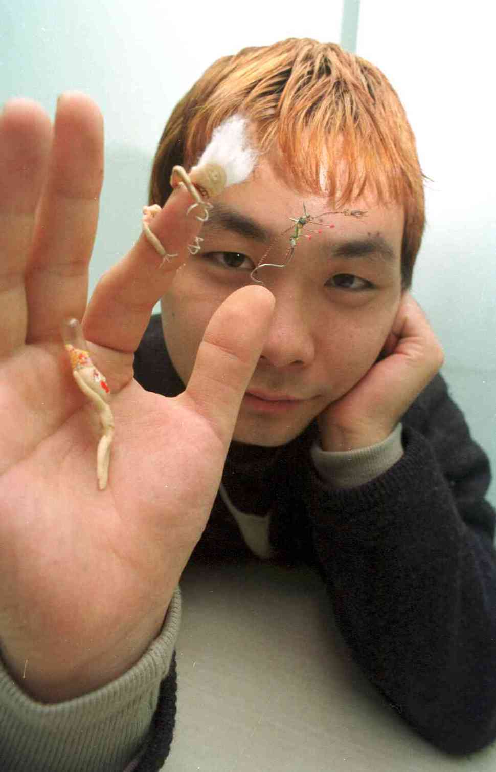 1999년 사루비아다방 개관전의 초대 작가 함진. <한겨레> 자료사진
