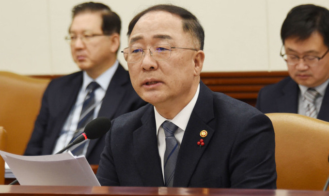 [사설] 최저임금 결정구조 개편, ‘갈등 해소’ 실마리 되려면