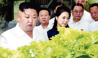 김정은, 제약회사 ‘동인당’ 전격 방문 눈길