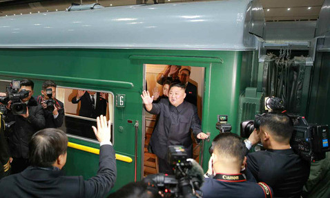 김정은 탑승 추정 열차, 단둥 통과…60여시간 여정 개시
