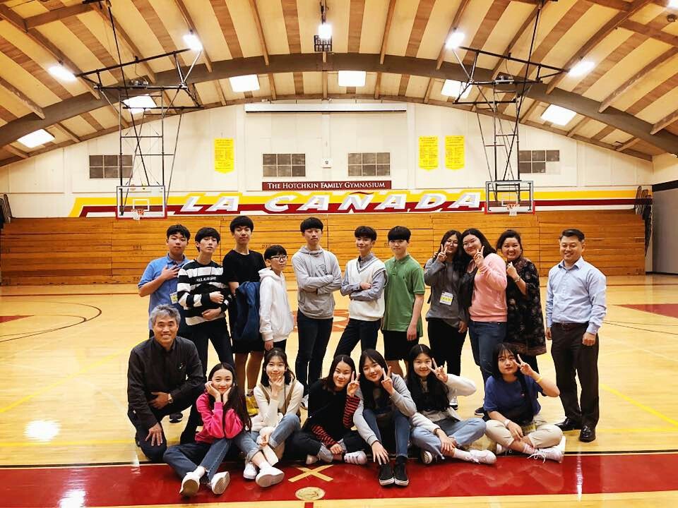 지난해 미국·캐나다 북미 연수를 다녀온 보은지역 중학생. 보은군 제공