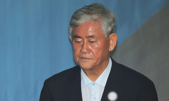“1억 받았지만 뇌물 아니다”는 최경환, 항소심도 징역5년