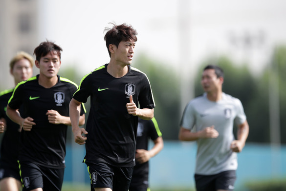 이청용의 두바이 훈련 모습. 대한축구협회 제공