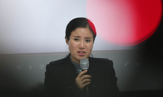 ‘구조동물 안락사’ 케어 박소연 대표 경찰 출석
