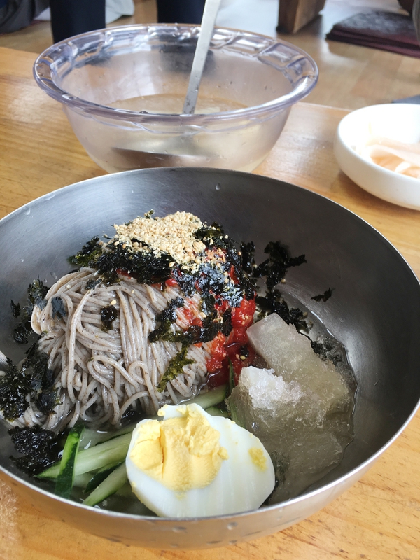 ‘영광정 메밀국수’의 메밀국수. 박미향 기자