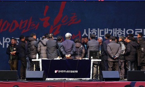 [사설] ‘사회적 대화’의 문, 아직 닫을 때 아니다