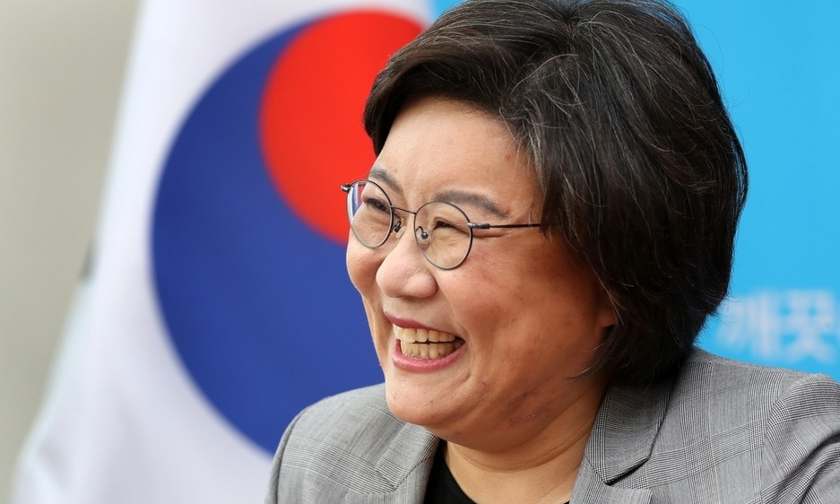 ‘금품수수 의혹’ 이혜훈 증거불충분으로 무혐의 처분