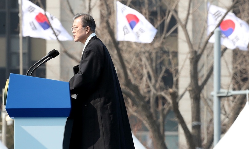 문 대통령 “미국·북한 소통해 완전 타결 성사시킬 것…우리 역할 더 중요해졌다”